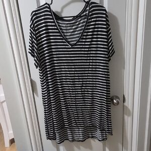 Black and White Striped V-Neck Women's Top